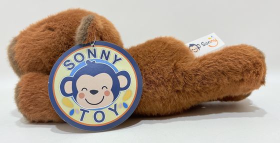 Le bracelet de jouet en peluche Capybara peut être porté sur le guidon d'un vélo, les poignées d'une raquette de badminton et d'autres positions.