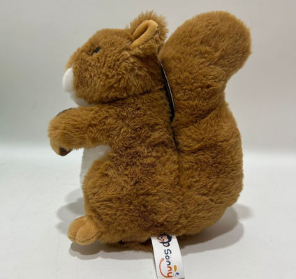 Fabrique de jouets en peluche pour écureuils
