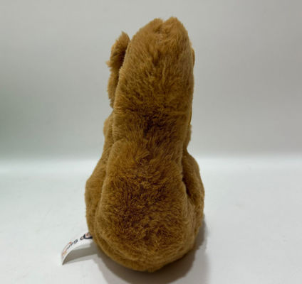 Fabrique de jouets en peluche pour écureuils