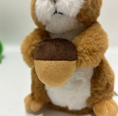 Fabrique de jouets en peluche pour écureuils